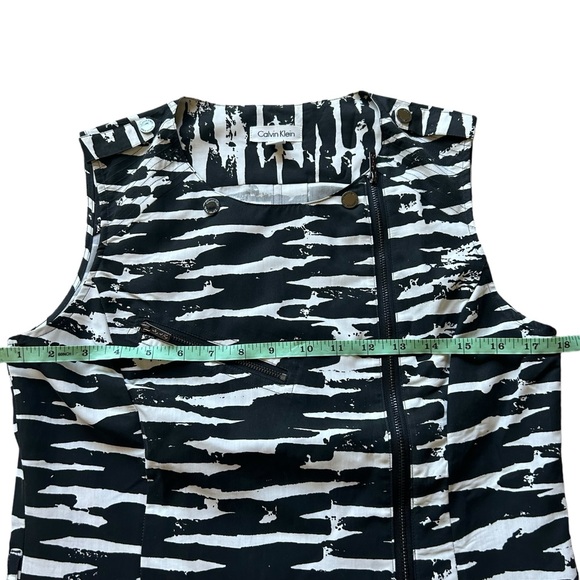 Calvin Klein black white sleeveless sheath dress size 6 zipper accent career - Picture 10 of 10